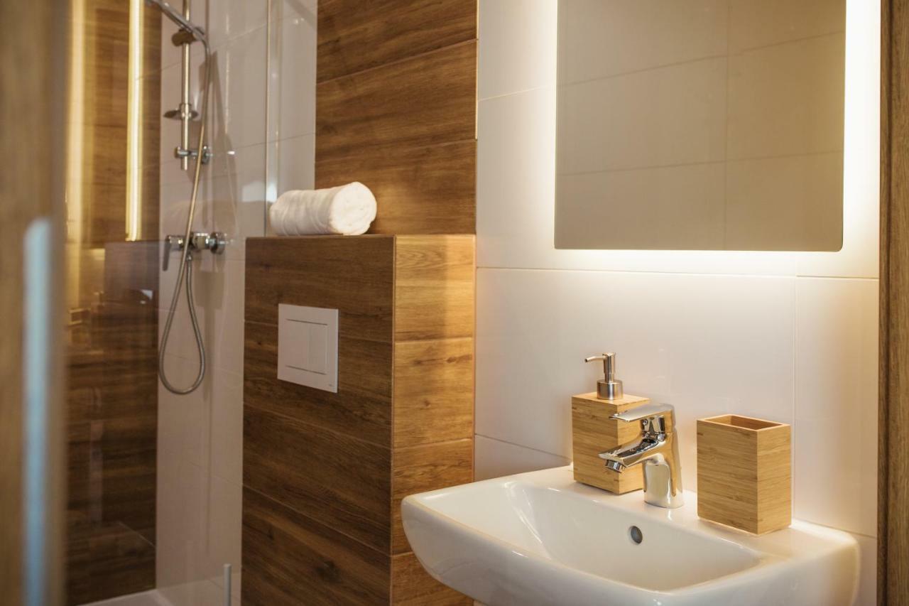 Apartamenty Szaron 250 M Do Kortow Tenisowych I Bulwarow Wislanych - Dream Apart Устронь Екстер'єр фото